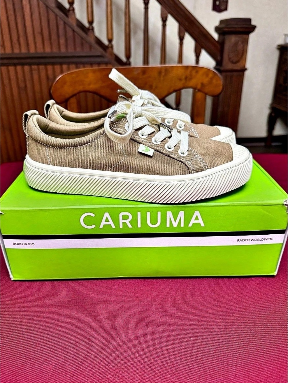 CARIUMA OCA Low Burnt Sand Canvas Sneakers Women’s 6.5